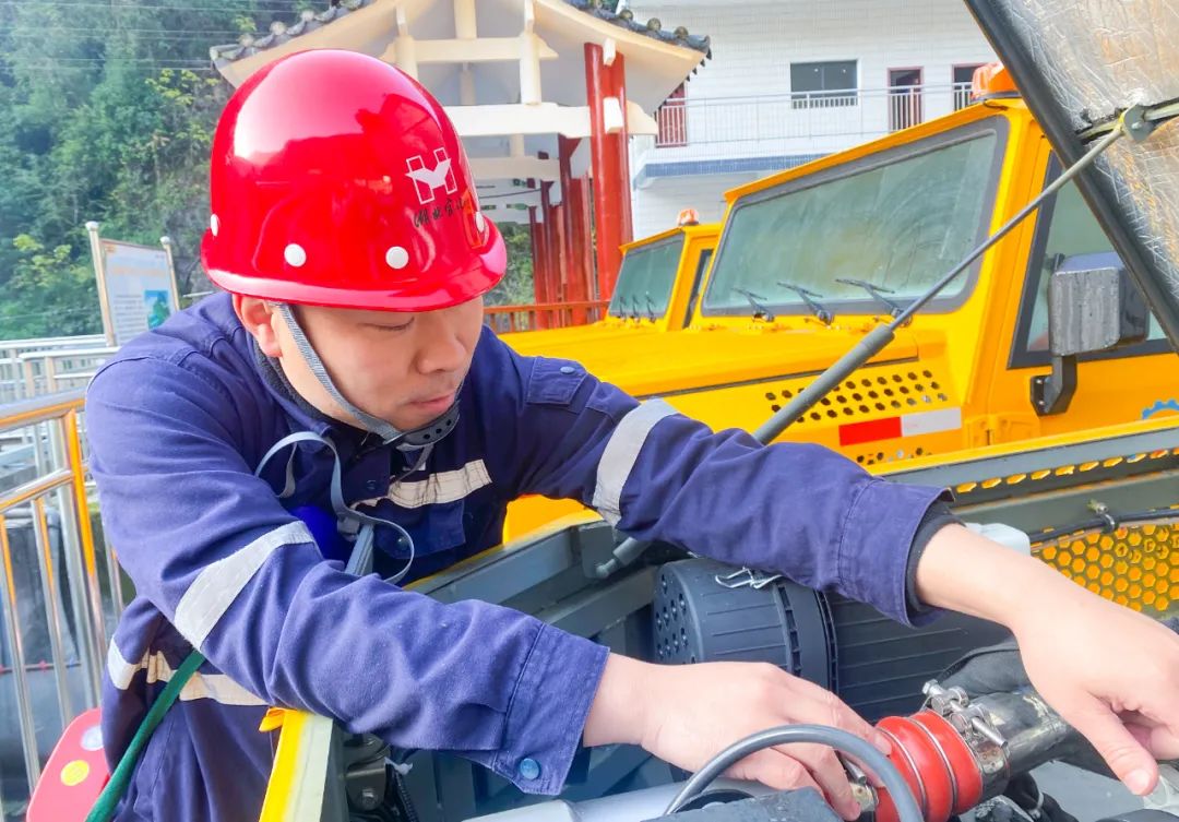 【宜化榜樣】宜化礦業(yè)余鵬程：不遺余力，用匠心書寫奮進(jìn)青春(圖3)