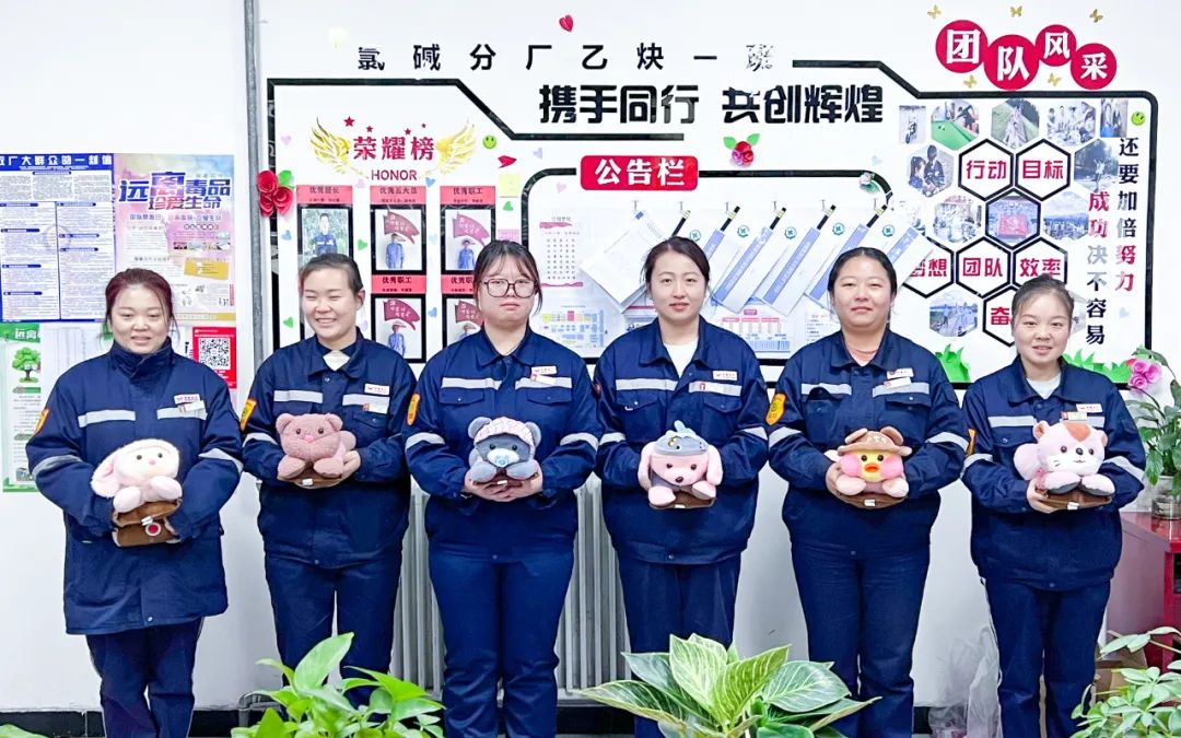 新疆宜化乙炔車間運(yùn)行一班：立足崗位強(qiáng)技能，凝心聚力創(chuàng)佳績(圖3)
