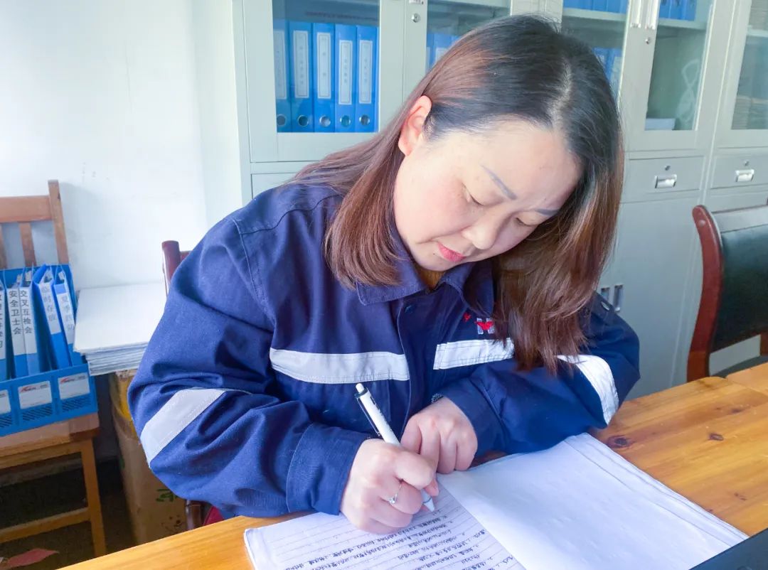 【宜化榜樣】宜化礦業(yè)黃小燕：礦山里的“黃督督”，安全上的內(nèi)當(dāng)家(圖5)