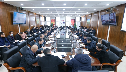 集團(tuán)黨委傳達(dá)學(xué)習(xí)中央和省市紀(jì)委全會精神，安排部署貫徹落實(shí)工作